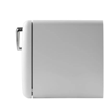 7 cu. ft. Retro refrigerator with bottom freezer iio