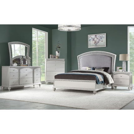 ACME 21800Q Maverick Bed