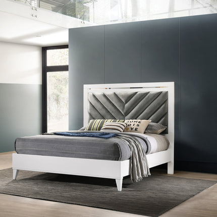 ACME 27390Q Chelsie Queen Bed Gray Fabric & White Finish(1Set/2Ctn)