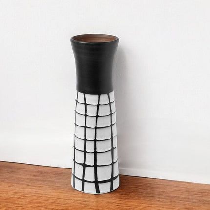 24" Black And White Abstract Cylinder Ceramic Table Vase HomeRoots
