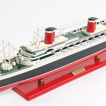 9" Black and Red Solid Wood Hand Painted SS United States 1952 Model Boat HomeRoots