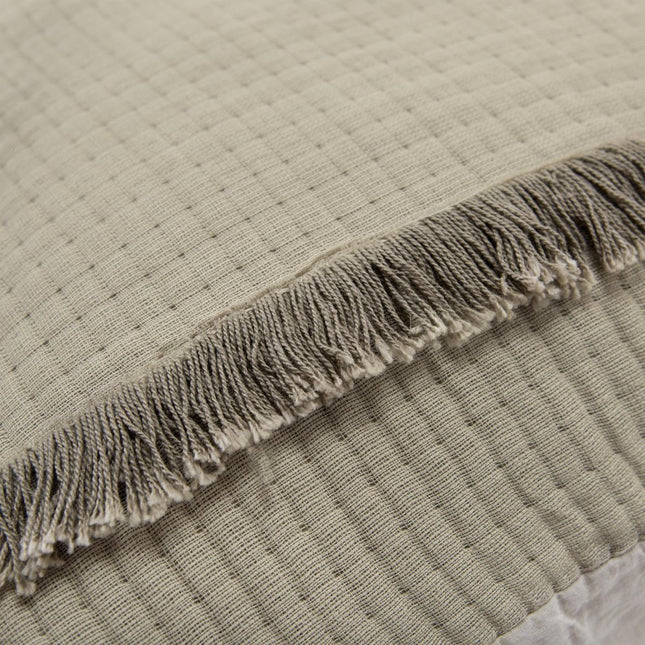 Natural Checkered Queen Quilt