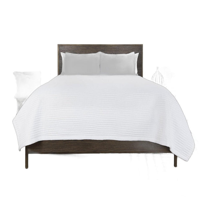 92" X 90" White Geometric Cotton Quilt HomeRoots