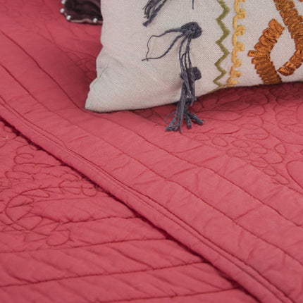 92" X 90" Coral Floral Cotton Quilt HomeRoots