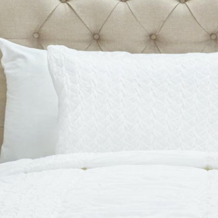 White Geometric King Quilt