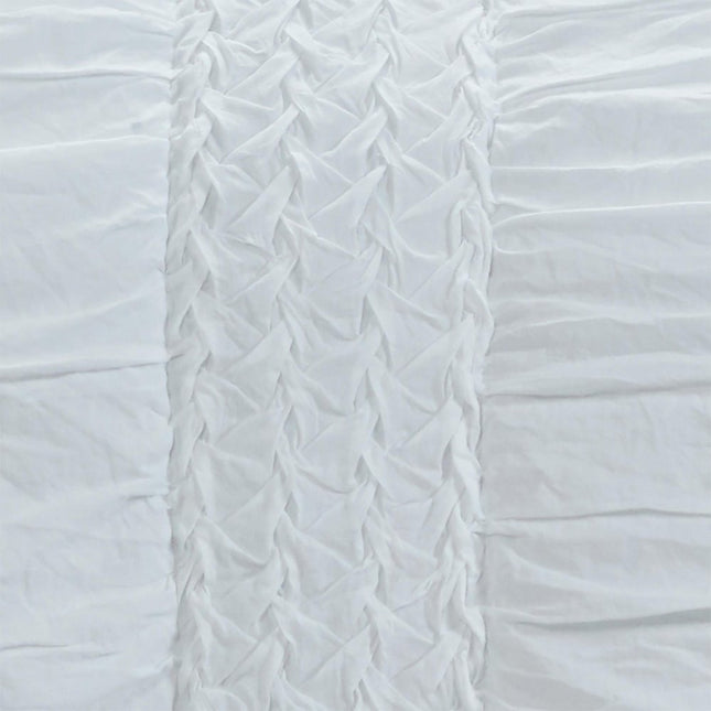 White Geometric Queen Quilt HomeRoots