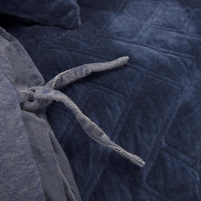 92" X 106" Indigo Cotton Quilt HomeRoots