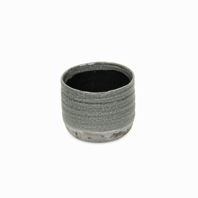 Gray Ceramic 19 Ounce Two Toned Round Distressed Pot Planter