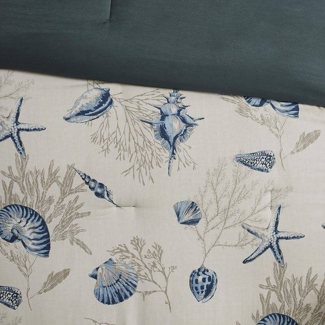 Set of Seven Blue And Ivory Queen Ring Stitch Sham And Comforter