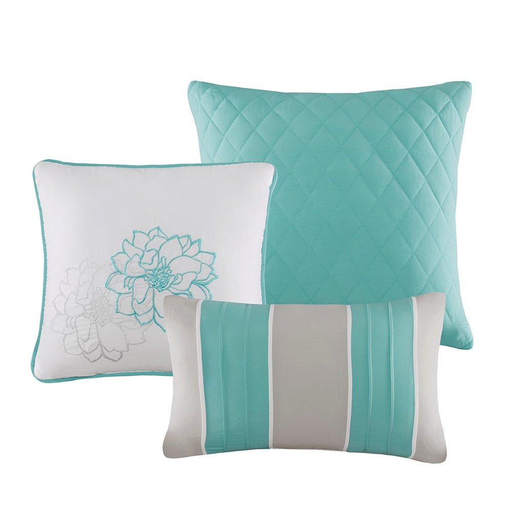 Set of Seven Aqua And White Floral King Ring Stitch Sham And Comforter