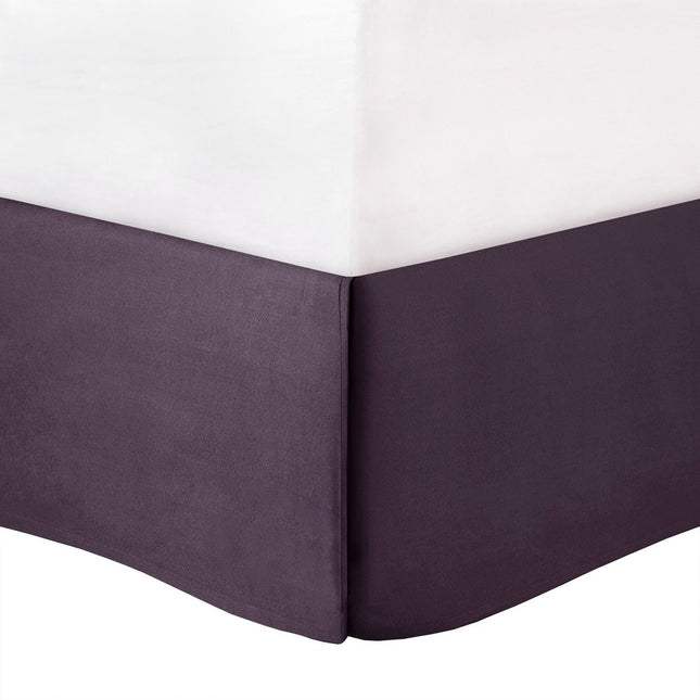 Set of Seven Plum Queen Ring Stitch Polyester Sham And Comforter