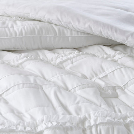 Set of Five White King Ring Stitch Polyester Sham And Comforter HomeRoots
