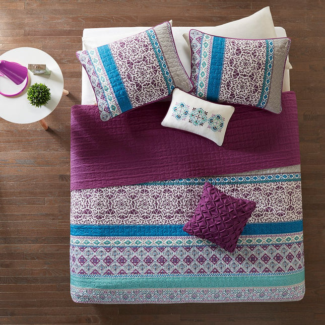 Set of Five Purple And Ivory Striped Queen Ring Stitch Sham And Comforter