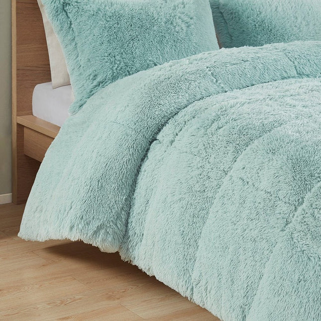 Set of Three Aqua King Ring Stitch Polyester Sham And Comforter HomeRoots