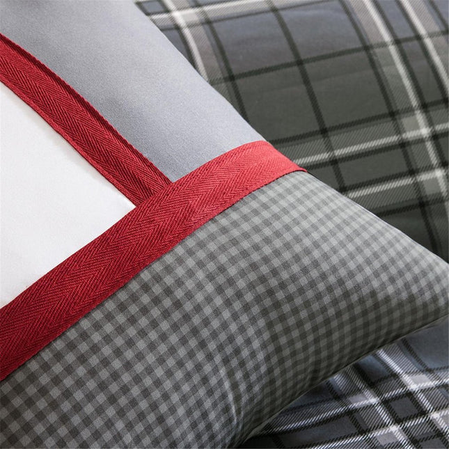 Set of Five Gray And White Plaid Queen Ring Stitch Polyester Sham And Comforter