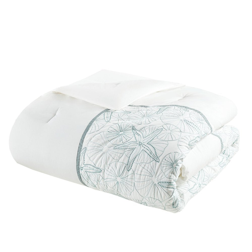 Set of Four White And Aqua King Ring Stitch Sham And Comforter