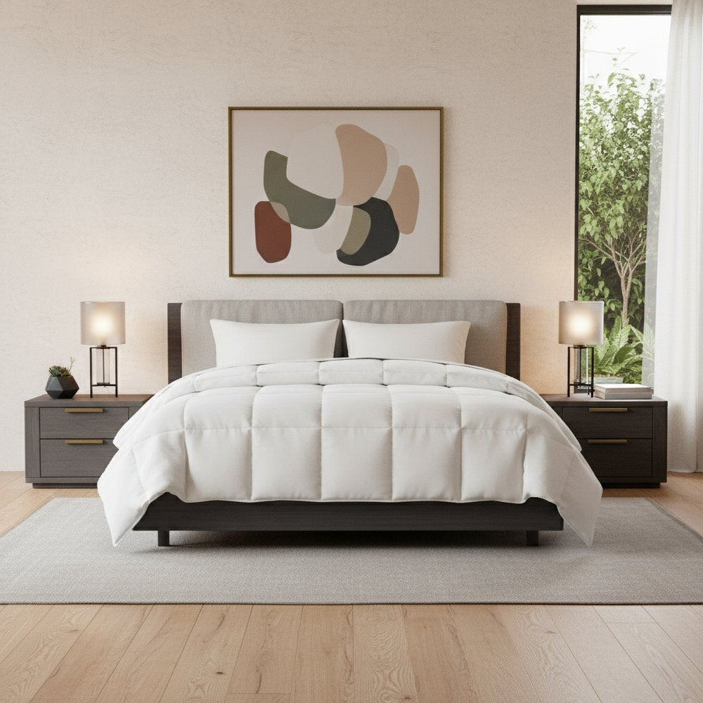 Set of Two White Ring Stitch Polyester Sham And Comforter