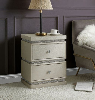 ACME 97950 Lotus Accent Table, Ivory PU & Faux Diamonds ACME Furniture