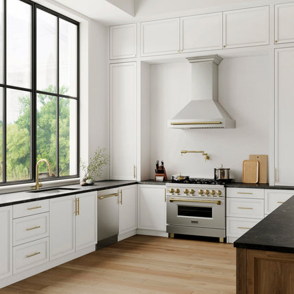 ZLINE Autograph Edition 36" Stainless Steel Range Hood with Stainless Steel Shell and Champagne Bronze Handle (8654STZ-36-CB)
