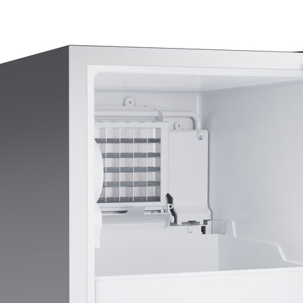 Cristallo 15 Inch Freestanding/Undercounter Ice maker, 79.4 lbs Cubed Ice daily, 12 kg / 26.5 lbs ice bin, Stainless steel FORNO