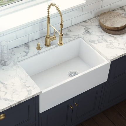 Ruvati 30-inch Fireclay Farmhouse Offset Drain Kitchen Sink Single Bowl White - Right Drain - RVL2018WR Ruvati