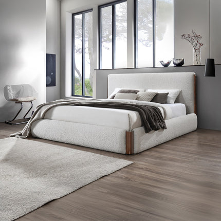 ACME Sandro Queen Bed - BD02470Q