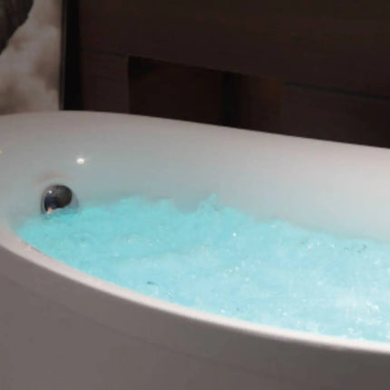 EAGO AM1800  6 ft White Free Standing Air Bubble Bathtub