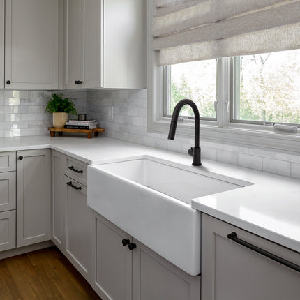 ZLINE Gemini Touchless Kitchen Faucet in Matte Black (GEM-KFS-MB)