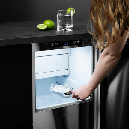 ZLINE Autograph Edition 15 in. Touchstone Gourmet Ice Maker with Drain Pump and Black Matte Door with Champagne Bronze Handle (IGMDZ-BLM-15-CB)